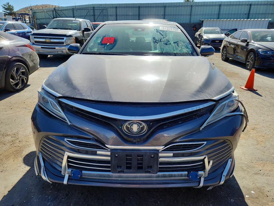 Продажа на аукционе авто 2018 Toyota Camry, vin: 4T1B11HK6JU010961, номер лота: 51329766