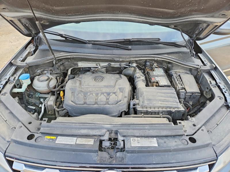 46779326 :رقم المزاد ، 3VV2B7AX4JM026947 vin ، 2018 Volkswagen Tiguan مزاد بيع