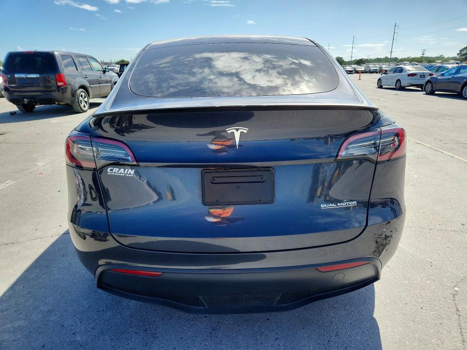 49229586 :رقم المزاد ، 7SAYGDEF8RF041352 vin ، 2024 Tesla Model Y مزاد بيع