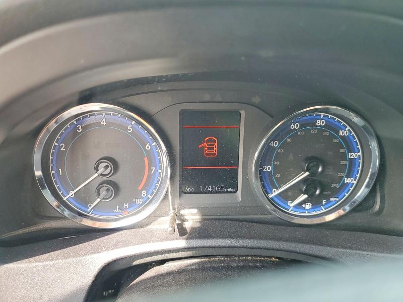 Продаж на аукціоні авто 2018 Toyota Corolla, vin: 2T1BURHE6JC060907, номер лоту: 51604666