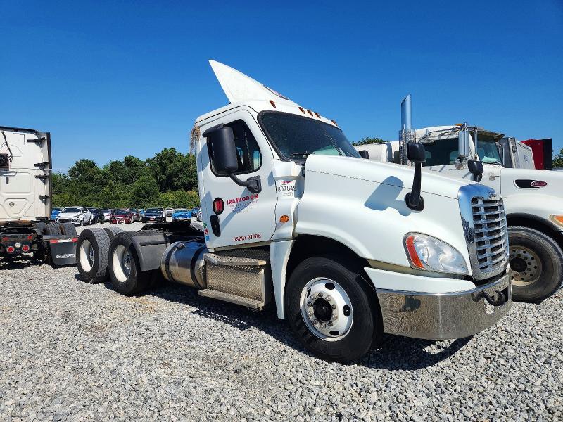 Продаж на аукціоні авто 2019 Freightliner Cascadia 125, vin: 3AKJGEDR2KSKG5681, номер лоту: 50386736