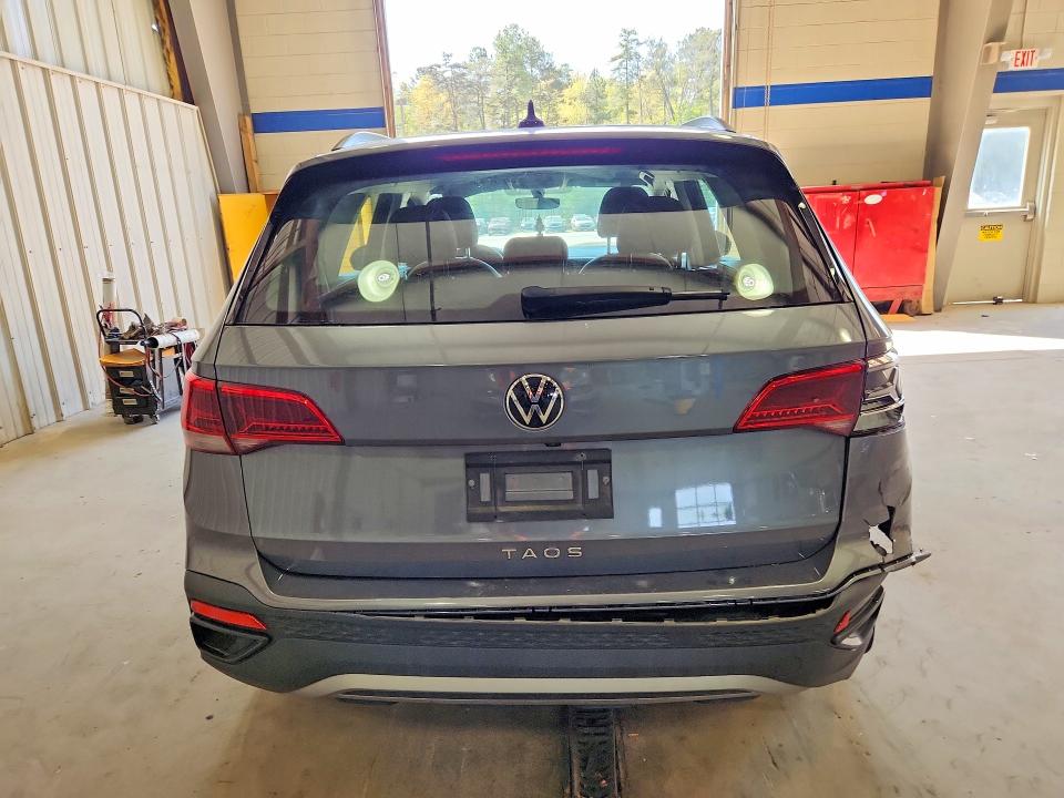 Продажа на аукционе авто 2023 Volkswagen Taos, vin: 3VVCX7B22PM380774, номер лота: 49365706