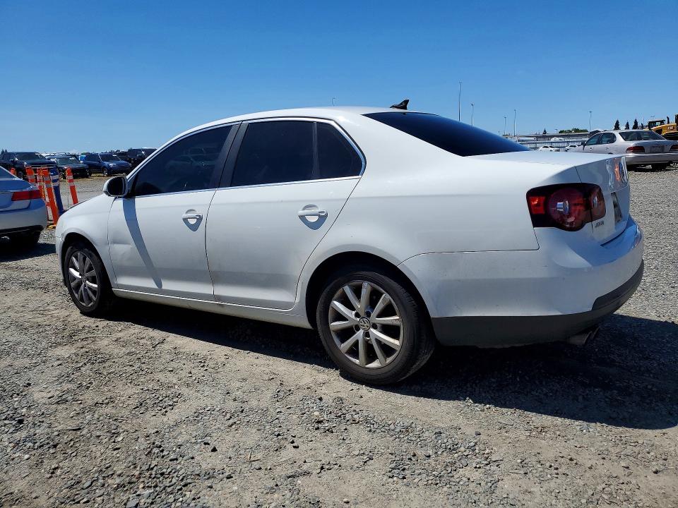 2010 Volkswagen Jetta მანქანა იყიდება აუქციონზე, vin: 3VWRZ7AJ1AM056828, აუქციონის ნომერი: 51100506