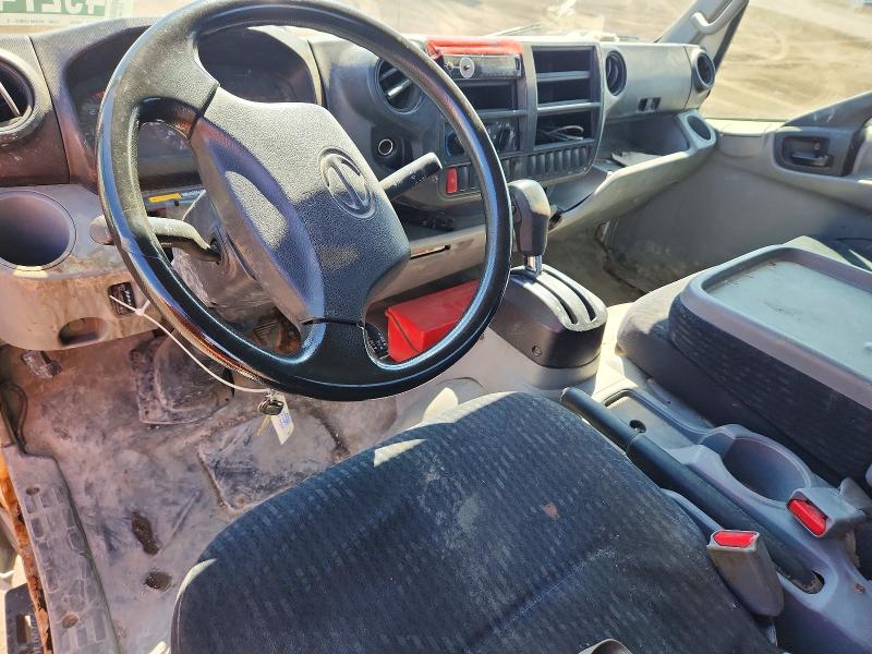 49274846 :رقم المزاد ، 2AYSDM2HXG1001509 vin ، 2016 Hino 195 مزاد بيع
