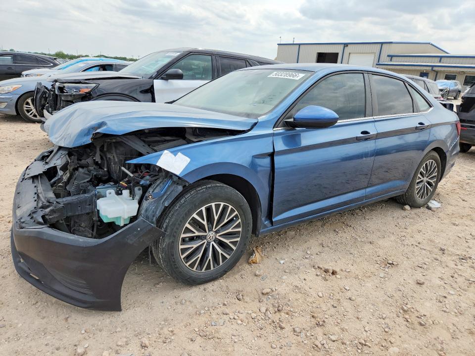 50328966 :رقم المزاد ، 3VWC57BU4MM021733 vin ، 2021 Volkswagen Jetta مزاد بيع