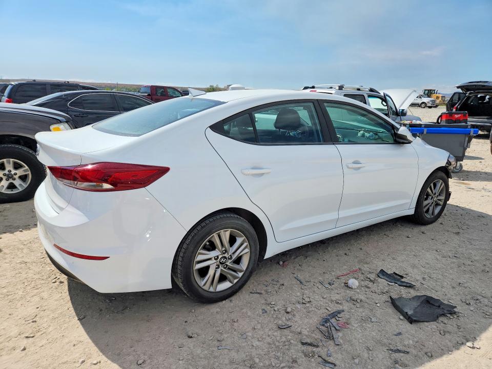 Продажа на аукционе авто 2018 Hyundai Elantra, vin: 5NPD84LF4JH221154, номер лота: 51990266
