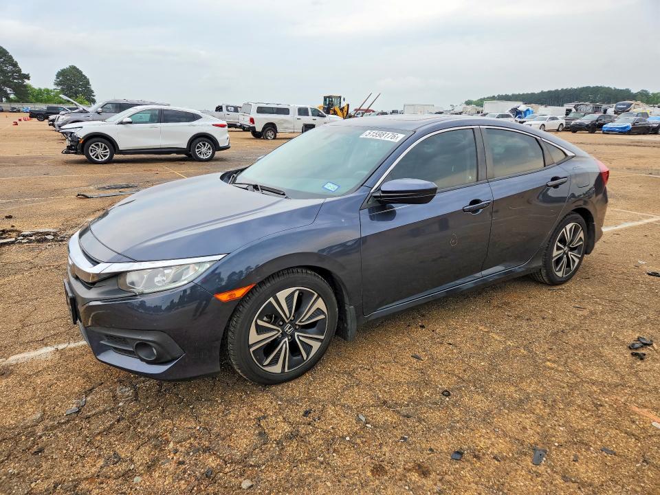 51598176 :رقم المزاد ، 2HGFC1F77HH636578 vin ، 2017 Honda Civic مزاد بيع
