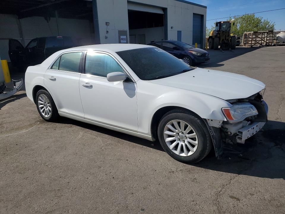 2013 Chrysler 300 მანქანა იყიდება აუქციონზე, vin: 2C3CCAAG5DH606986, აუქციონის ნომერი: 48607736