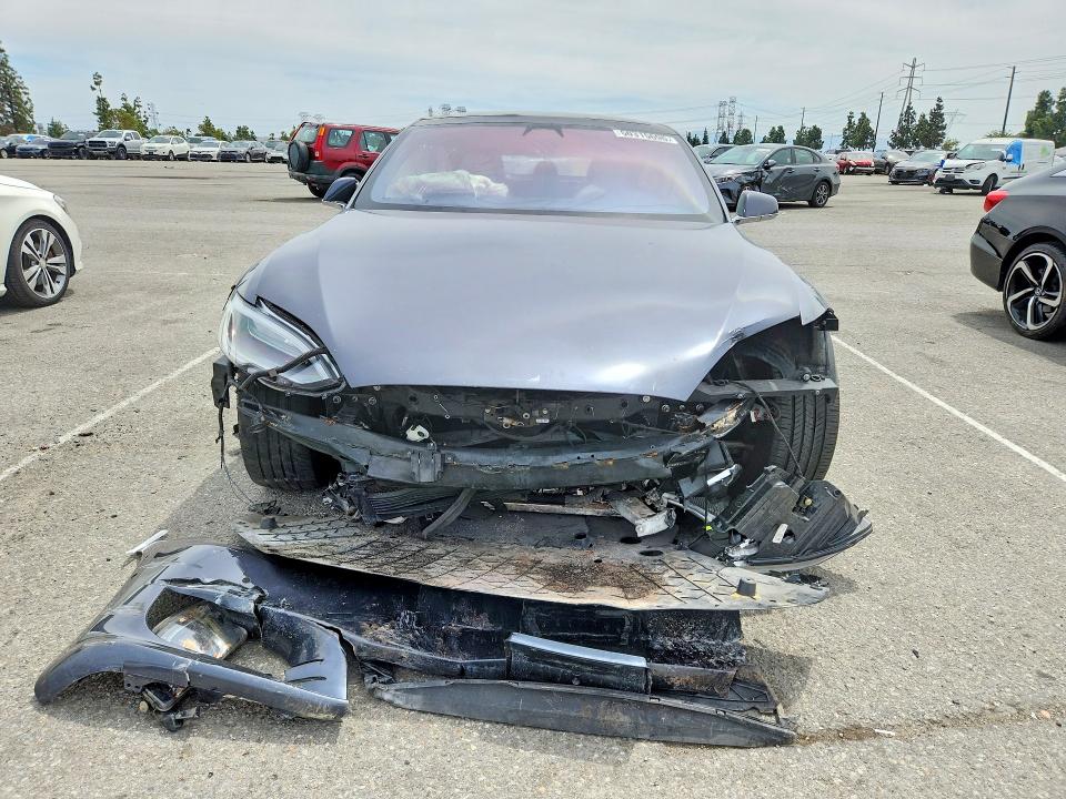 Продаж на аукціоні авто 2018 Tesla Model S, vin: 5YJSA1E21JF262702, номер лоту: 50315696