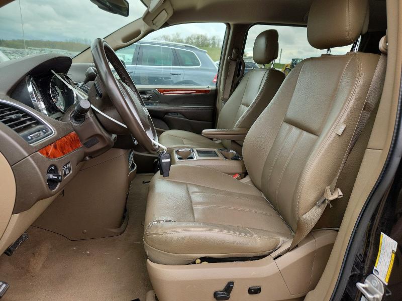 51768616 :رقم المزاد ، 2C4RC1BG7GR286878 vin ، 2016 Chrysler Town & Country مزاد بيع