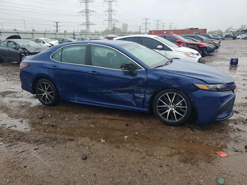 Продаж на аукціоні авто 2024 Toyota Camry, vin: 4T1G11AK4RU243684, номер лоту: 56060456