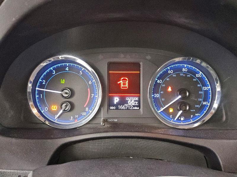 47703836 :رقم المزاد ، 5YFBURHE2JP775554 vin ، 2018 Toyota Corolla مزاد بيع