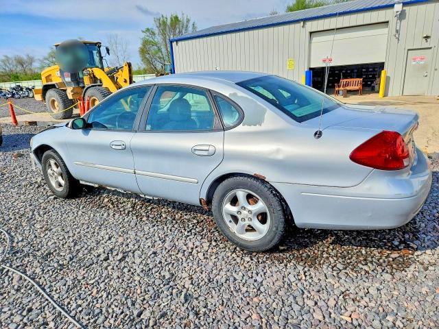 Aukcja sprzedaży 2001 Ford Taurus, vin: 1FAFP55U31A104546, numer aukcji: 49093686