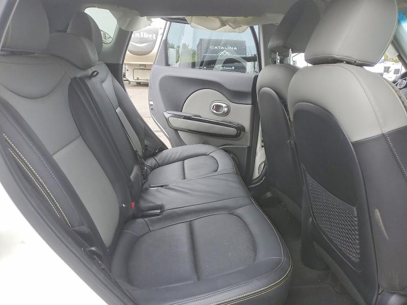50277586 :رقم المزاد ، KNDJP3A59G7272592 vin ، 2016 Kia Soul مزاد بيع
