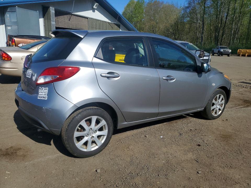 50941126 :رقم المزاد ، JM1DE1HZ5B0103266 vin ، 2011 Mazda Mazda2 مزاد بيع