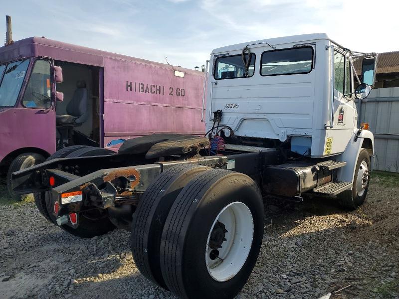 49302046 :رقم المزاد ، 1FUBBUDC44HM87511 vin ، 2004 Freightliner Medium Conventional مزاد بيع