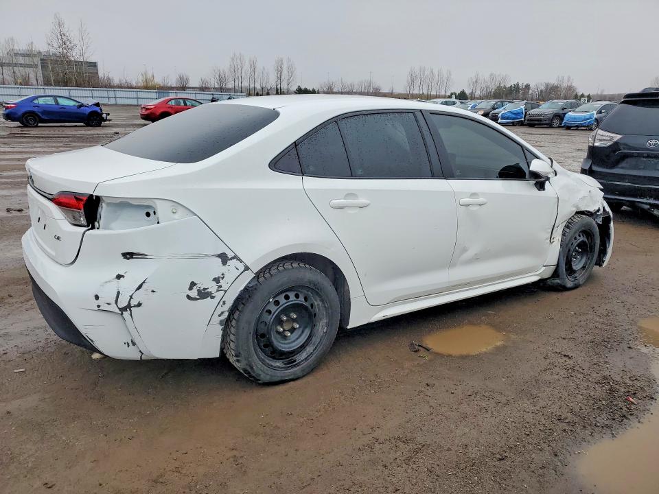 47396926 :رقم المزاد ، 5YFBPMBE8NP323083 vin ، 2022 Toyota Corolla مزاد بيع
