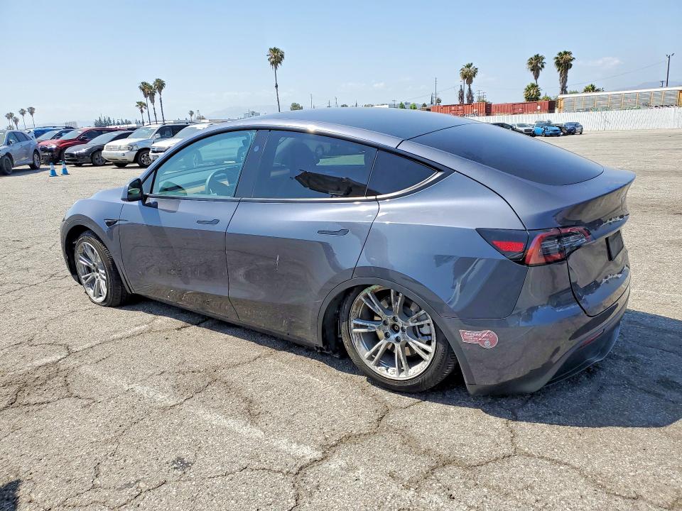 51838076 :رقم المزاد ، 7SAYGAEE1PF925586 vin ، 2023 Tesla Model Y مزاد بيع