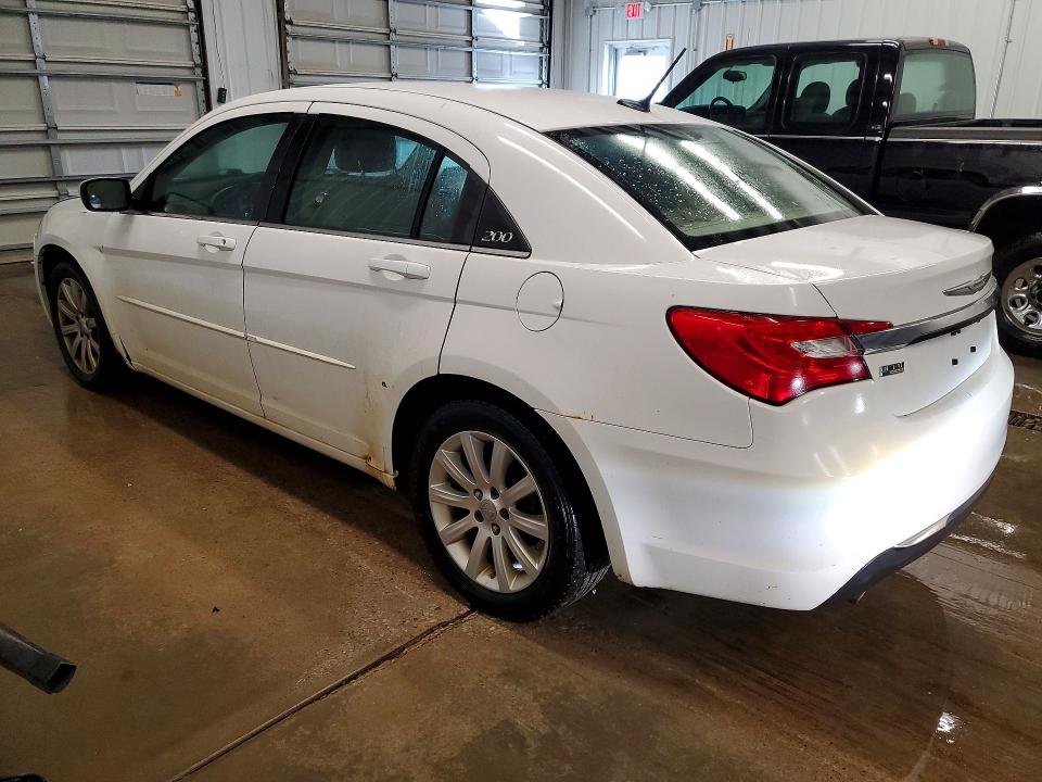 2013 Chrysler 200 მანქანა იყიდება აუქციონზე, vin: 1C3CCBBG0DN731843, აუქციონის ნომერი: 48915726