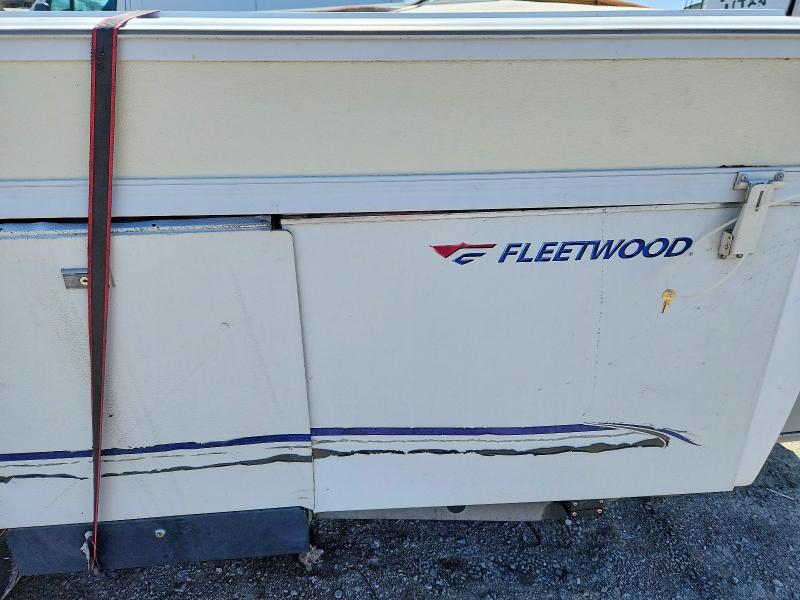 51448706 :رقم المزاد ، 4CE681H1677292707 vin ، 2007 Fleetwood Trailer مزاد بيع