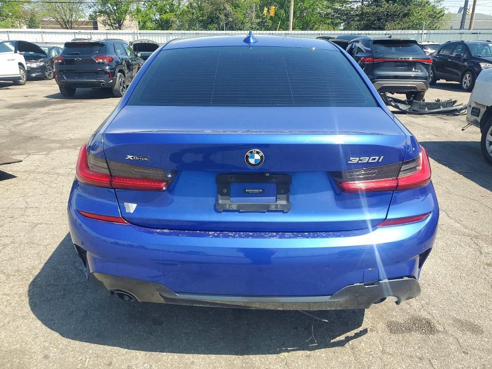 50640966 :رقم المزاد ، 3MW5R7J06L8B25658 vin ، 2020 Bmw 330xi مزاد بيع
