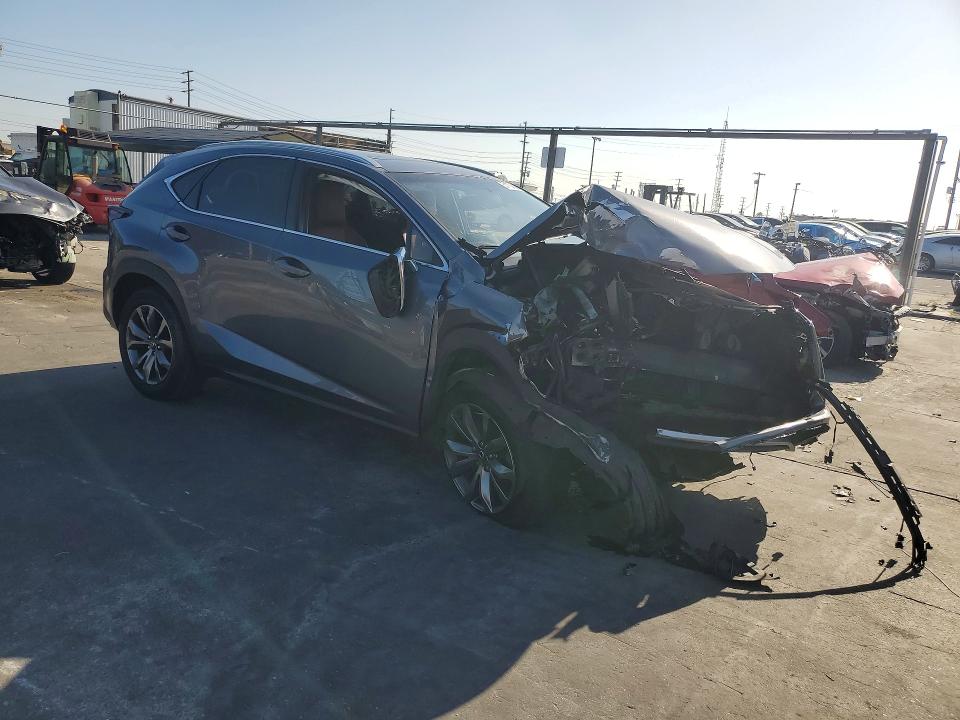 2015 Lexus Nx მანქანა იყიდება აუქციონზე, vin: JTJYARBZ6F2003544, აუქციონის ნომერი: 51784596