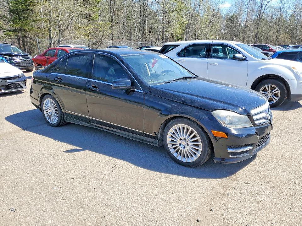47541326 :رقم المزاد ، WDDGF8AB9DA838772 vin ، 2013 Mercedes Benz C مزاد بيع