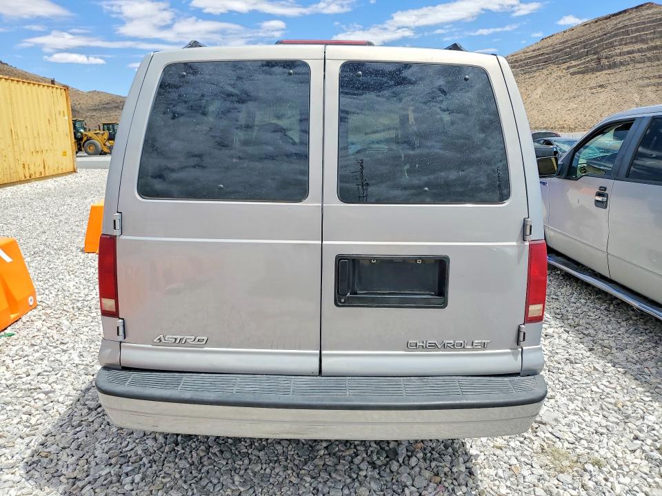 Продаж на аукціоні авто 2000 Chevrolet Astro, vin: 1GNDM19W2YB134051, номер лоту: 52006376