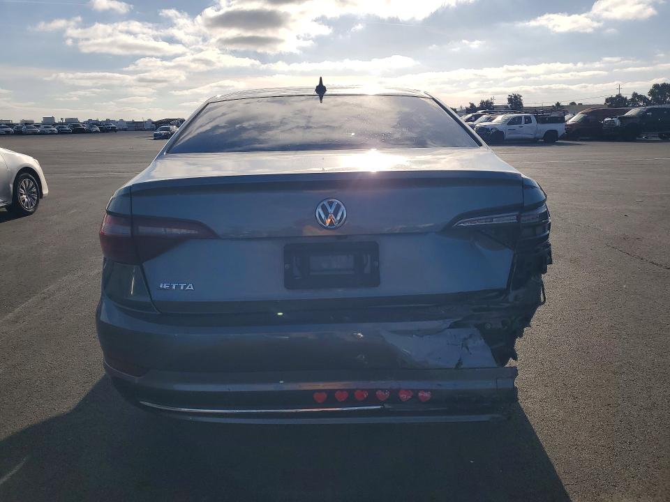 48873006 :رقم المزاد ، 3VWC57BU4MM039455 vin ، 2021 Volkswagen Jetta مزاد بيع