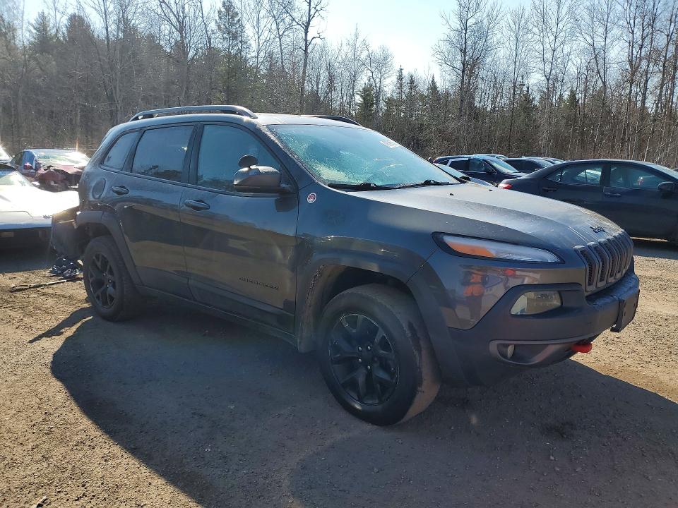 48223586 :رقم المزاد ، 1C4PJMBS7GW263854 vin ، 2016 Jeep Cherokee مزاد بيع