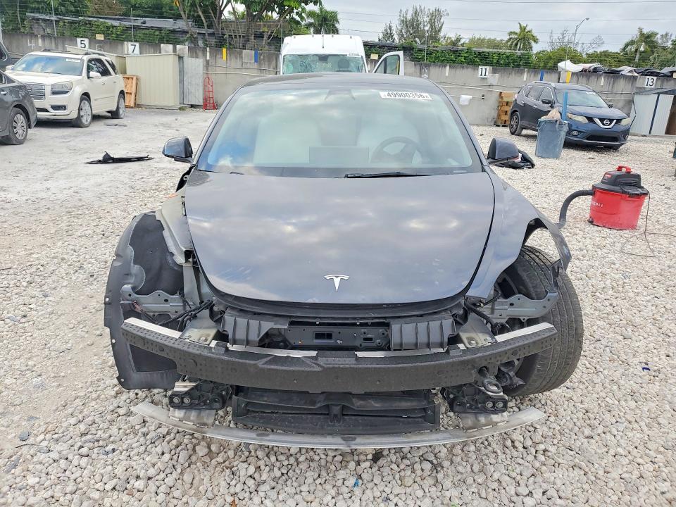 2022 Tesla Model 3 მანქანა იყიდება აუქციონზე, vin: 5YJ3E1EA7NF317711, აუქციონის ნომერი: 49900356