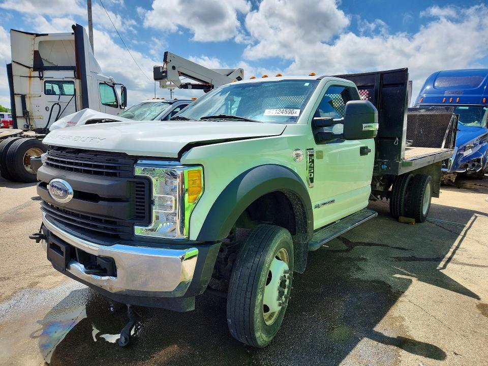 Auction sale of the 2017 Ford F450, vin: 1FDUF4GT0HEC15931, lot number: 51124596