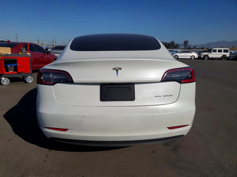 2021 Tesla Model 3 მანქანა იყიდება აუქციონზე, vin: 5YJ3E1EBXMF053990, აუქციონის ნომერი: 46779826