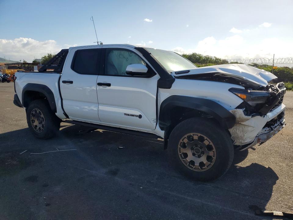 51033006 :رقم المزاد ، 3TYLF5LN5RT009386 vin ، 2024 Toyota Tacoma مزاد بيع