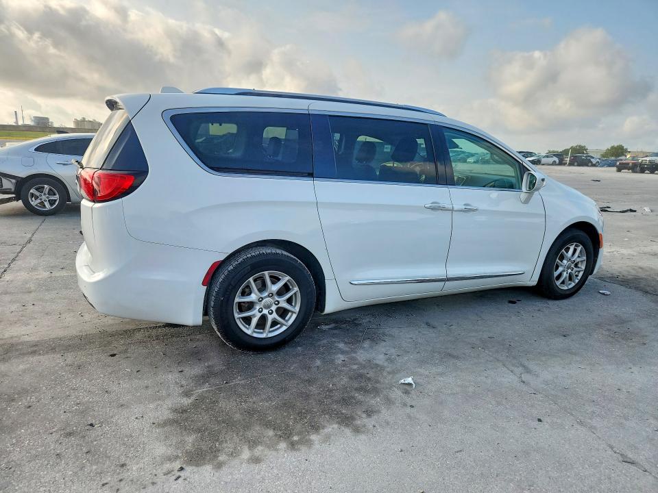 Продаж на аукціоні авто 2020 Chrysler Pacifica, vin: 2C4RC1BG2LR125817, номер лоту: 51370816