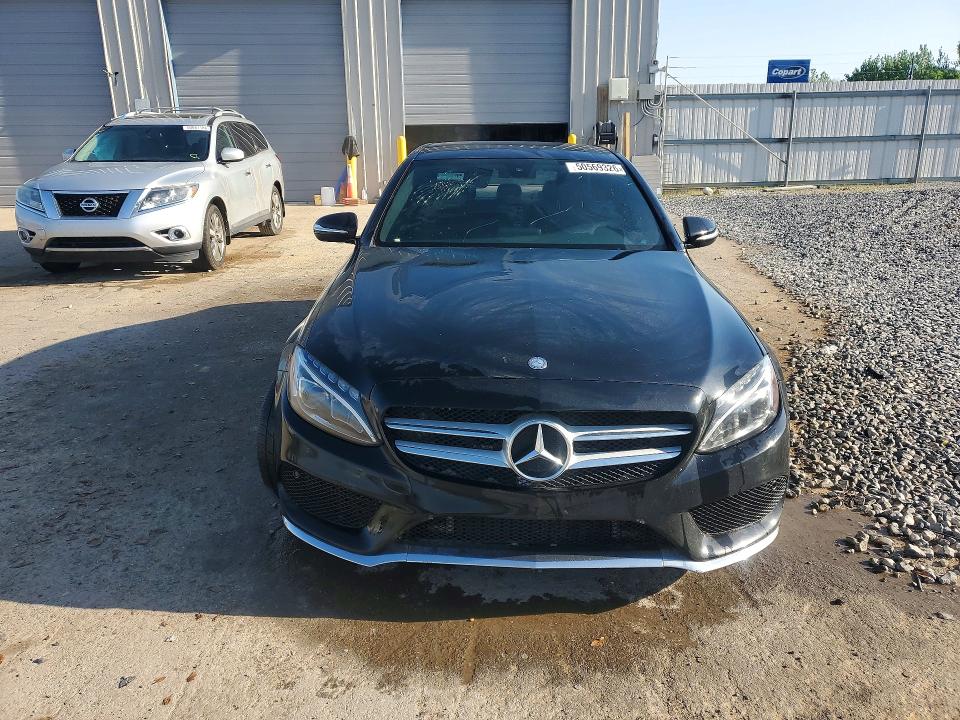 2015 Mercedes-benz C მანქანა იყიდება აუქციონზე, vin: 55SWF4KB8FU042911, აუქციონის ნომერი: 50569326