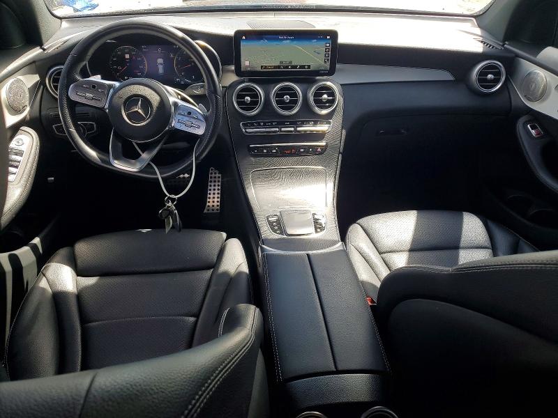 48090846 :رقم المزاد ، W1N0G8DB1MF986043 vin ، 2021 Mercedes-benz Glc مزاد بيع