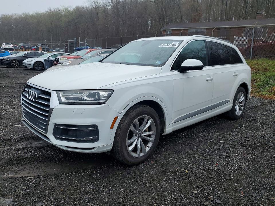 Продажа на аукционе авто 2017 Audi Q7, vin: WA1LAAF7XHD018525, номер лота: 48654556