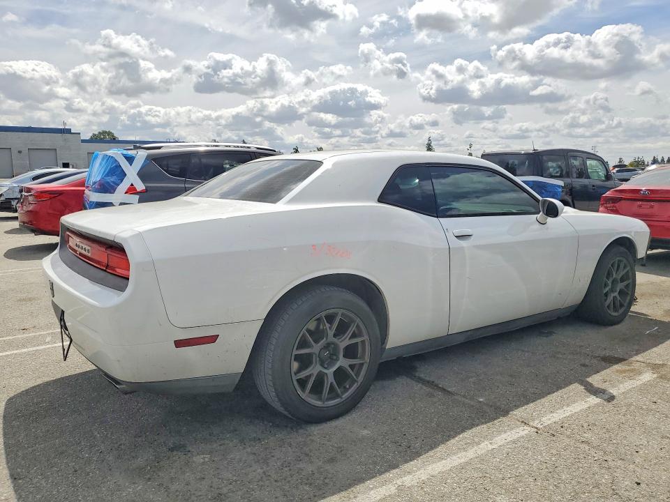 2013 Dodge Challenger მანქანა იყიდება აუქციონზე, vin: 2C3CDYAG4DH693821, აუქციონის ნომერი: 50086656