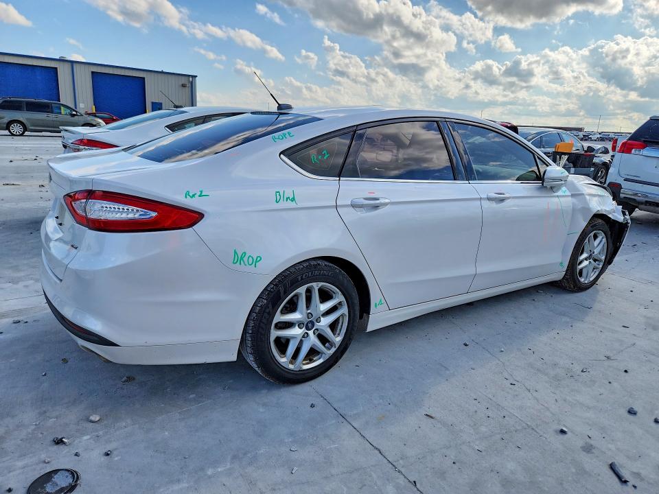 48662316 :رقم المزاد ، 3FA6P0H72GR331055 vin ، 2016 Ford Fusion مزاد بيع