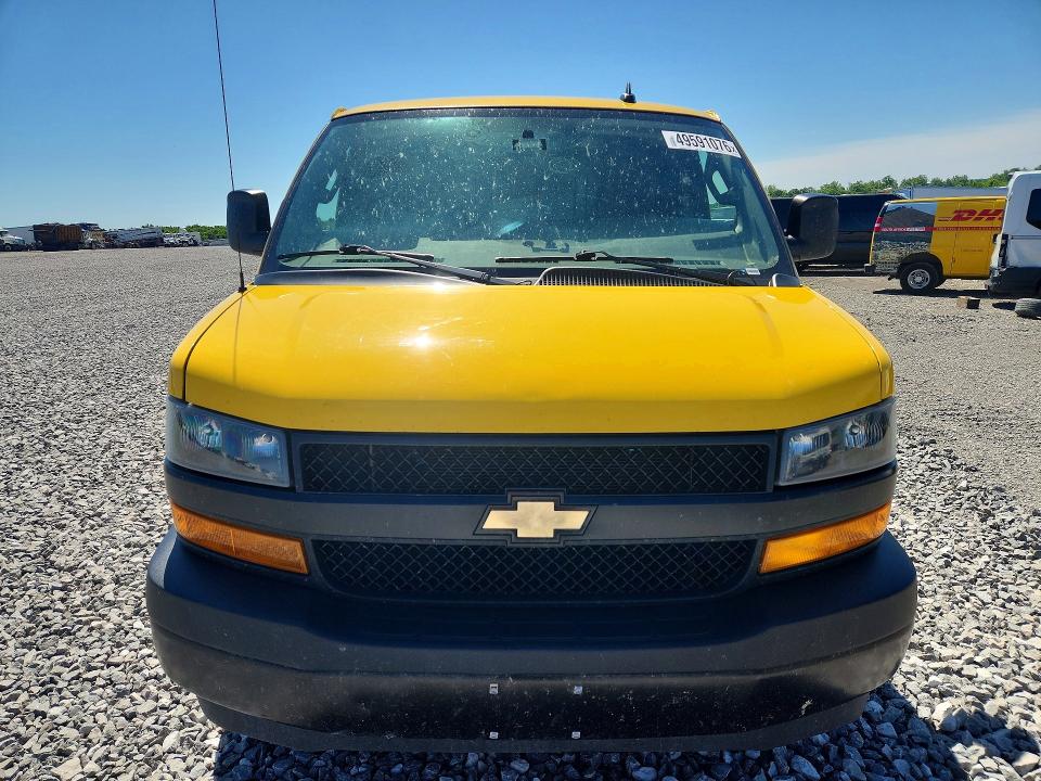 56894836 :رقم المزاد ، 1GCWGAFP2M1174524 vin ، 2021 Chevrolet Express G2500 مزاد بيع