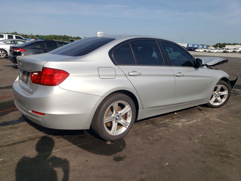 Продаж на аукціоні авто 2015 Bmw 320, vin: WBA3B1G5XFNT04055, номер лоту: 48329886