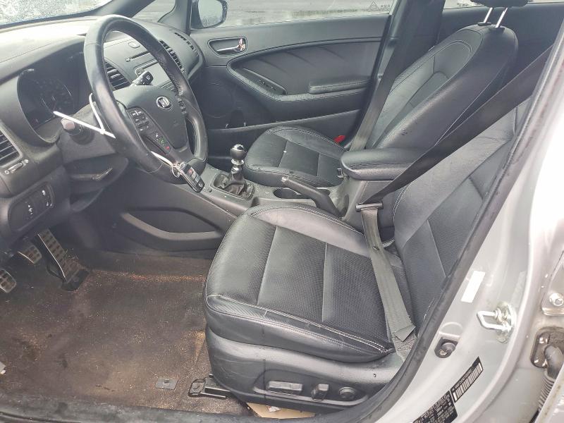 2015 Kia Forte მანქანა იყიდება აუქციონზე, vin: KNAFZ5A36F5285902, აუქციონის ნომერი: 49773756