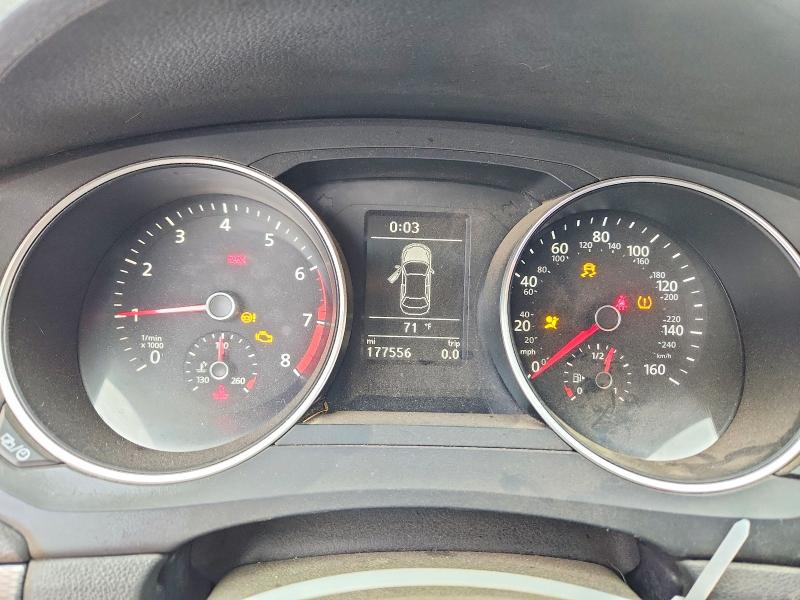 49279016 :رقم المزاد ، 3VWB67AJ3JM241991 vin ، 2018 Volkswagen Jetta مزاد بيع