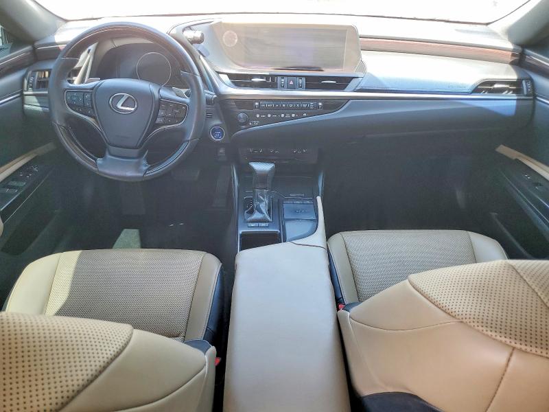 51329436 :رقم المزاد ، 58AB21B19KU001243 vin ، 2019 Lexus Es 300h مزاد بيع