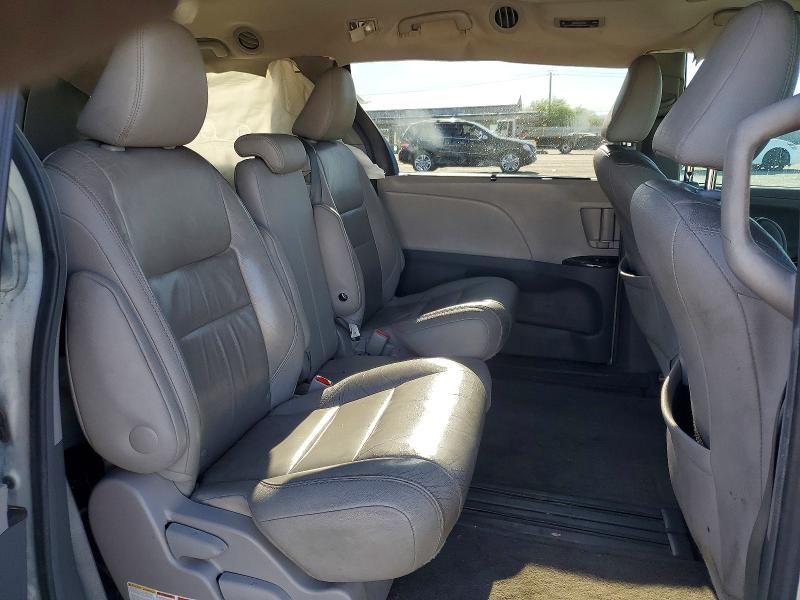 51176076 :رقم المزاد ، 5TDYK3DC4GS722291 vin ، 2016 Toyota Sienna مزاد بيع