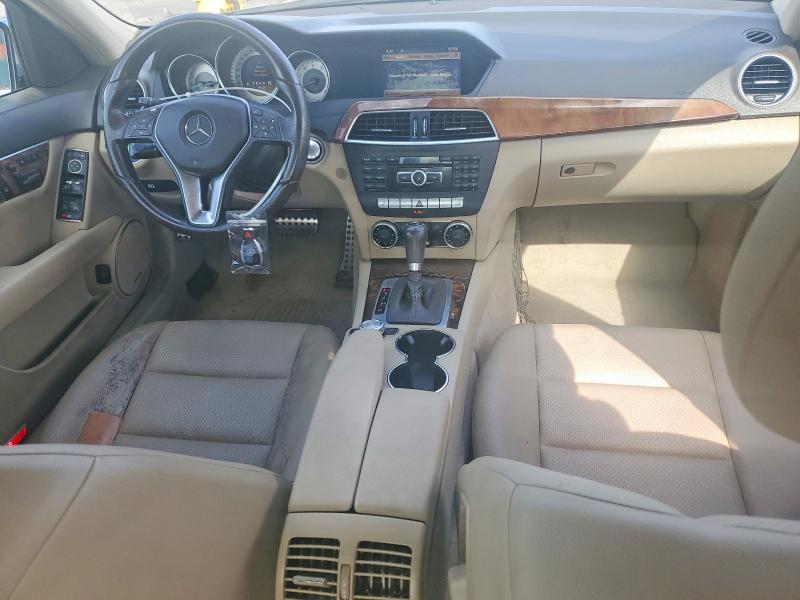 Продажа на аукционе авто 2012 Mercedes-benz C, vin: WDDGF8BB7CR233390, номер лота: 48153726