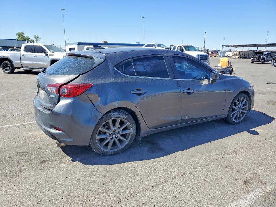 50116476 :رقم المزاد ، 3MZBN1L34JM192041 vin ، 2018 Mazda 3 مزاد بيع