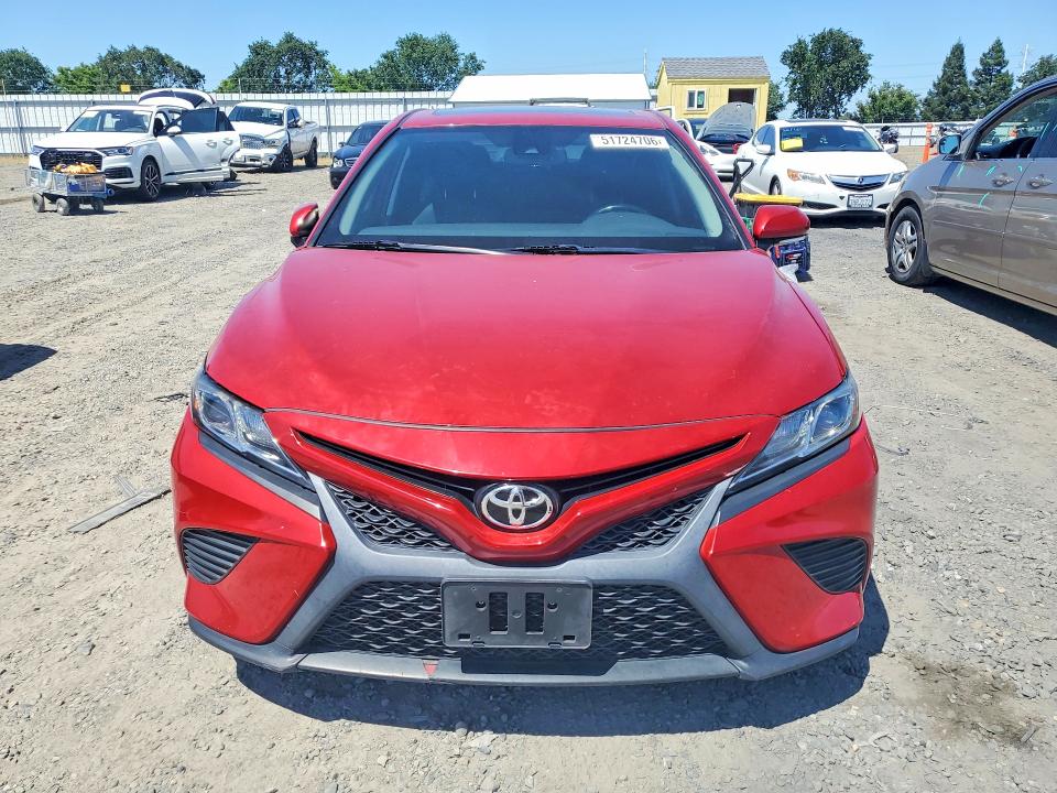 2019 Toyota Camry მანქანა იყიდება აუქციონზე, vin: 4T1B11HK8KU244519, აუქციონის ნომერი: 51724706