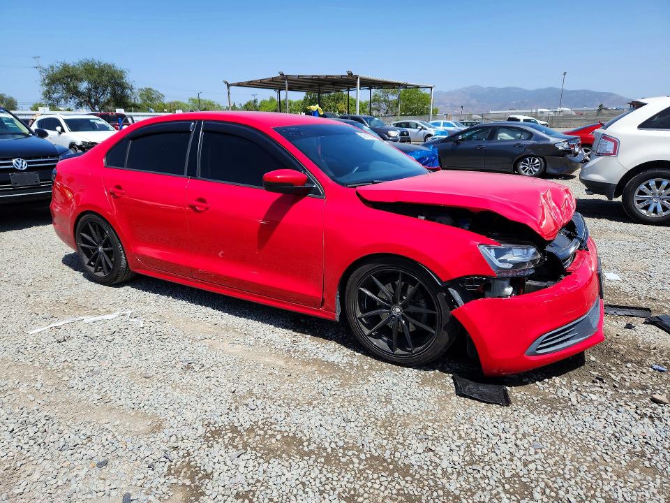 50519956 :رقم المزاد ، 3VWD17AJXEM283491 vin ، 2014 Volkswagen Jetta مزاد بيع